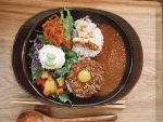 【尾道】‷NEWオープン‴じっくり煮込んだ厳選食材カレーが美味しい『ミカヅキボレロ』さん
