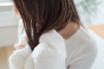 【美容師が教える】インバスからアウトバスまで!美髪を育む正しいヘアケアの順番